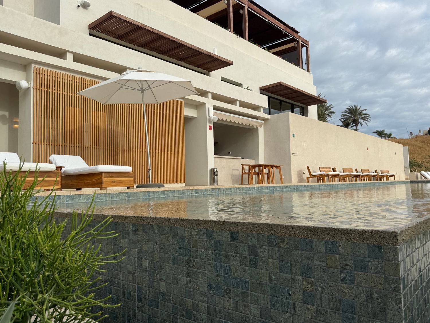 Alberca exterior de Manoma Spa Pedregal