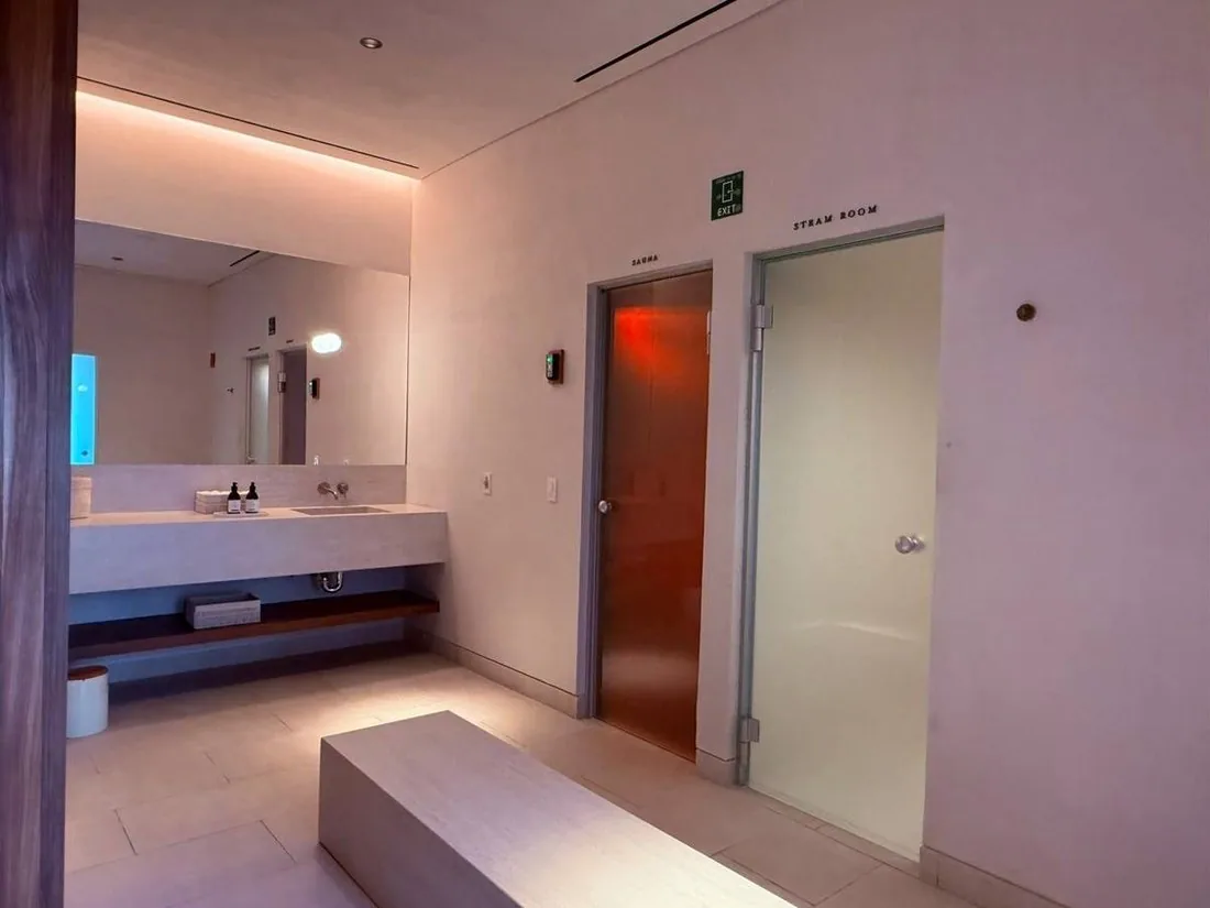 Corredor interior del spa